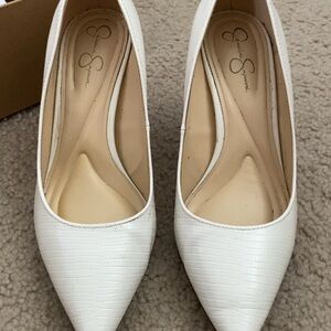 Jessica Simpson White Embossed Heels